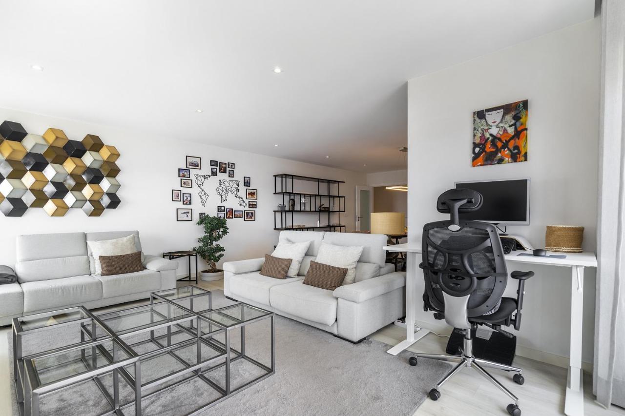 Whome Family Condo - Urban Retreat With Parking, Ac, Elevator In Great Location Lisbon Luaran gambar